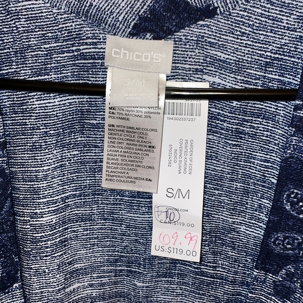 Chicos - Picture 3 of 8